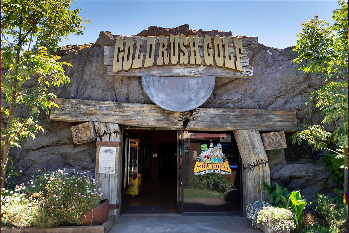 Gold Rush Mini Golf Gold Rush Mini Golf