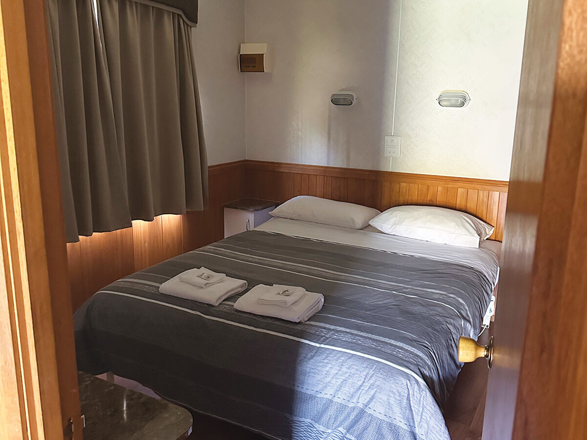 Deluxe 2 Bedroom Cabins Lake Burrumbeet Caravan Park Deluxe 2 Bedroom Cabins Lake Burrumbeet Caravan Park