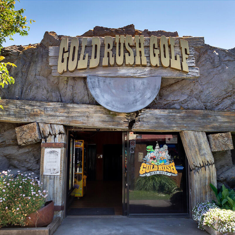 Goldrush Mini Golf - Lake Burrumbeet Caravan Park