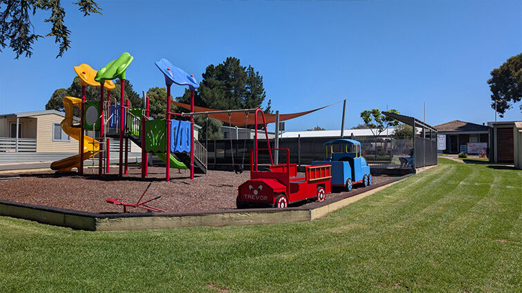 Welcome to Lake Burrumbeet Caravan Park Welcome to Lake Burrumbeet Caravan Park