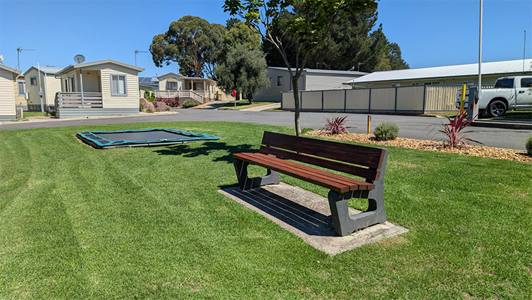 Welcome to The Lake Burrumbeet Caravan Park Resort