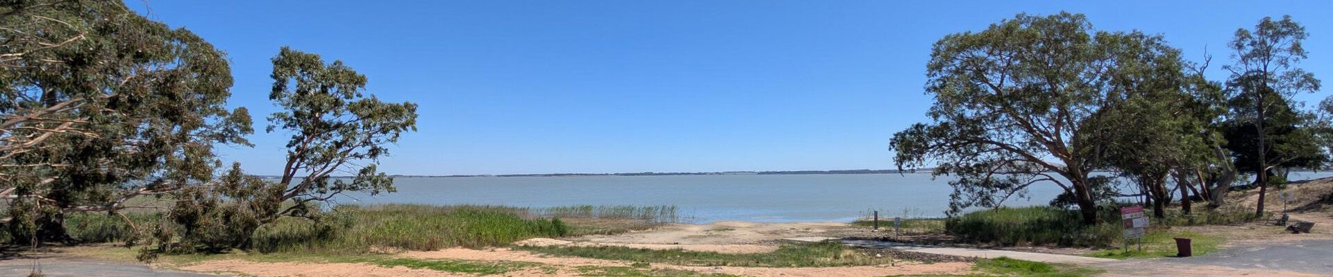 Accommodation - Lake Burrumbeet Caravan Park - Bal Accommodation - Lake Burrumbeet Caravan Park - Ballarat