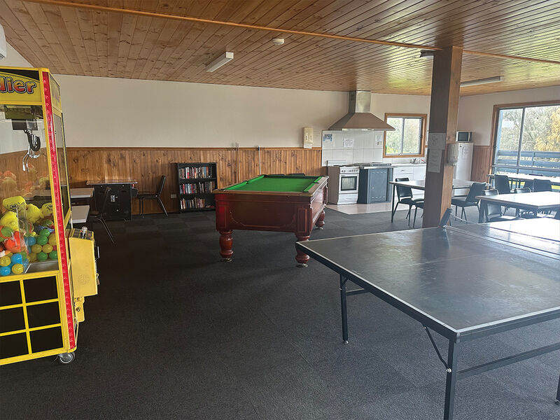 Lake Burrumbeet Caravan Park - Games Room